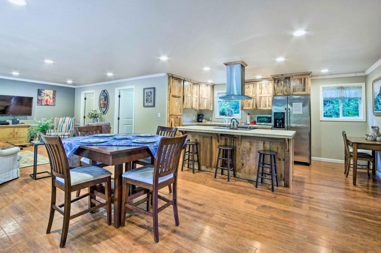 Coos Bay Retreat Less Than 2 Mi To Marina And Casino! Екстериор снимка