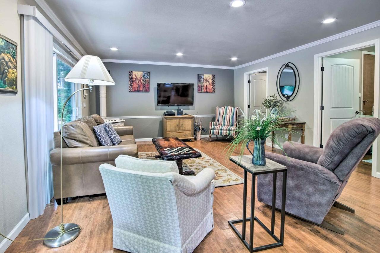 Coos Bay Retreat Less Than 2 Mi To Marina And Casino! Екстериор снимка