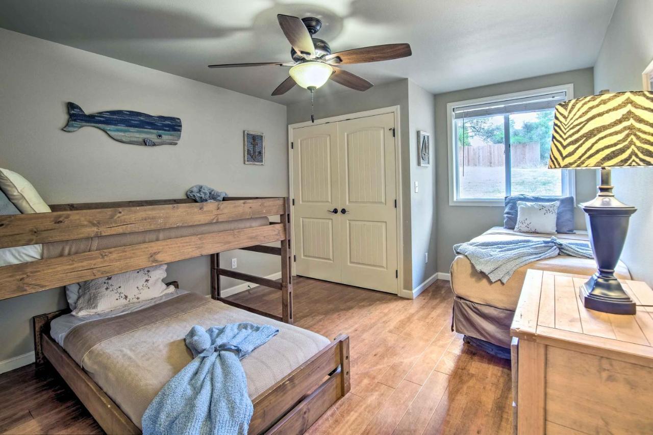 Coos Bay Retreat Less Than 2 Mi To Marina And Casino! Екстериор снимка